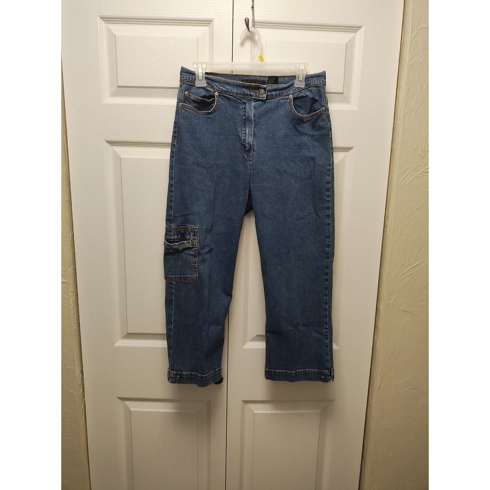 Ca•sual Stretch Blue Denim Capri Size 8